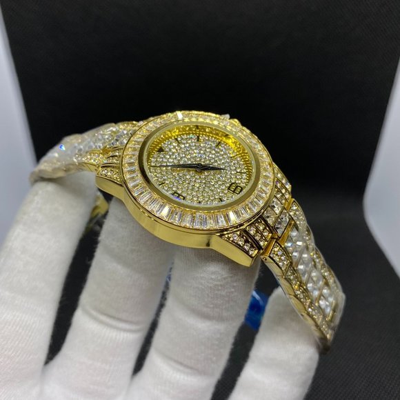 Unisex Model Iced Out Gold Color Watch - Picture 2 of 10